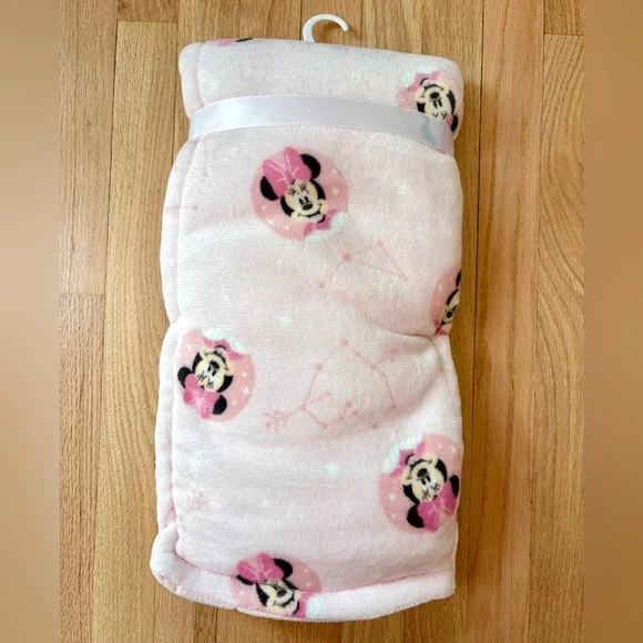 LAST CHANCE NEW Disney Baby Minnie Mouse Blanket - Picture 2 of 6